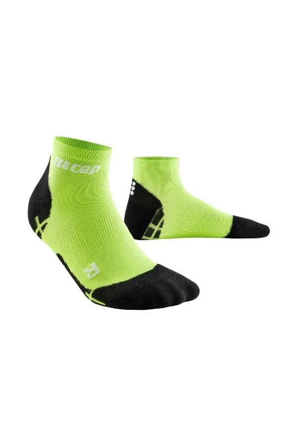 سي إي بي جوارب ضغط خفيفة للغاية قصيرة للرجال من سي إي بي - أخضر فاقعأسود